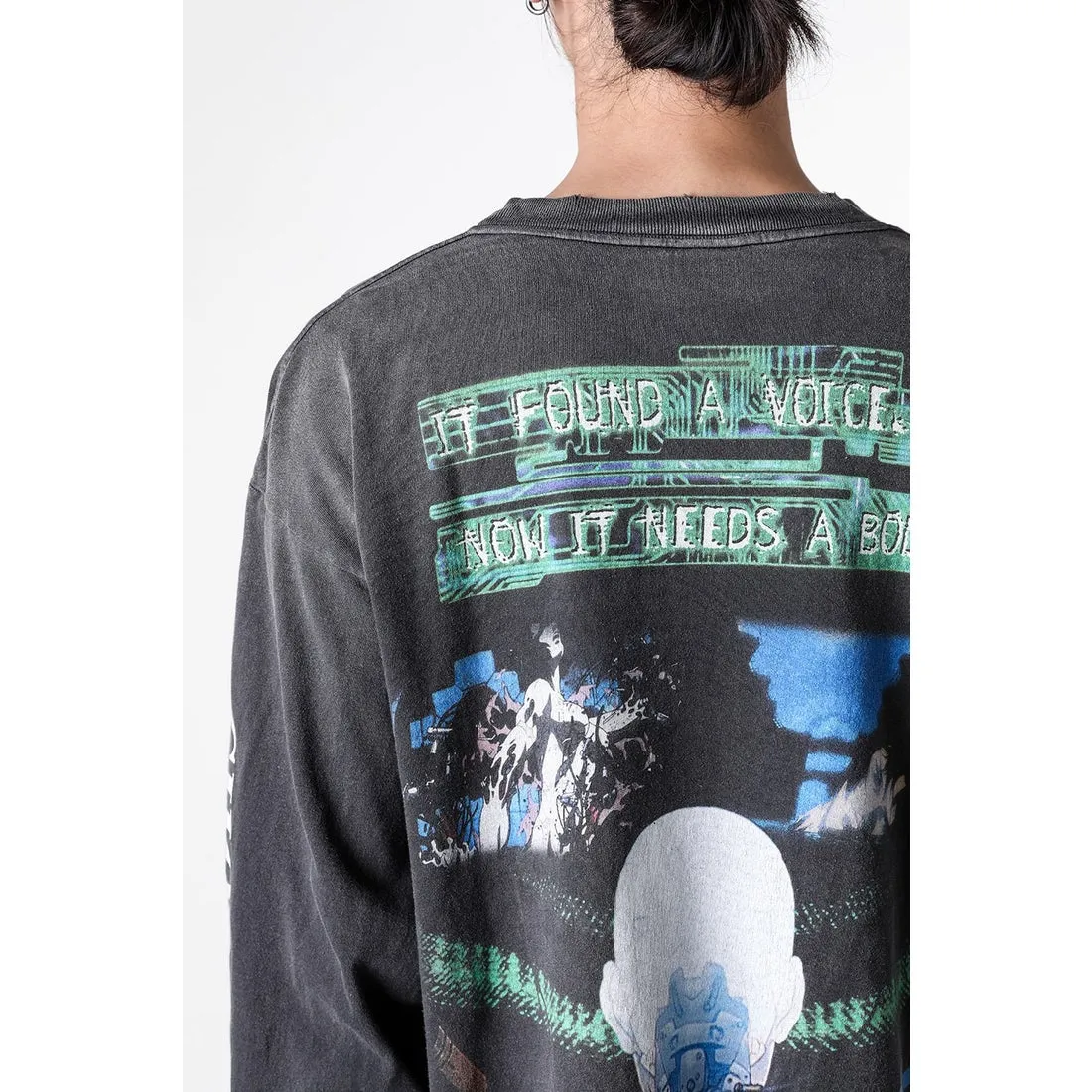 SAINT Mxxxxxx × GHOST IN THE SHELL Ghost in the Shell GS_LS TEE/GITS/BLK Big IP Ghost in the Shell co-branded model Sleeping Motoko Kusanagi Retro distressed long sleeves with holes Washed black S-XL